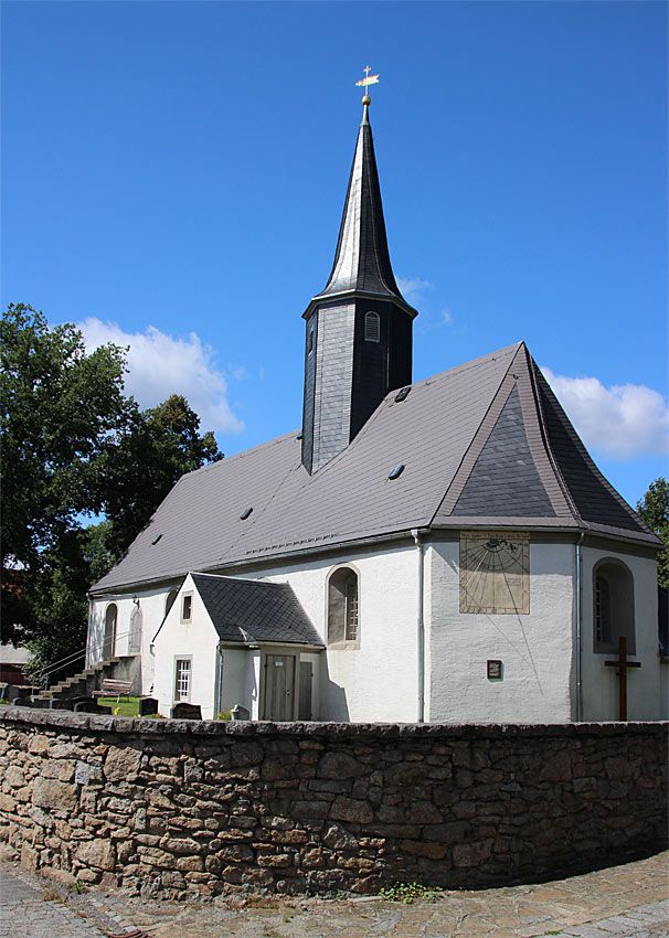 Kirche in Höckendorf in der Oberlausitz