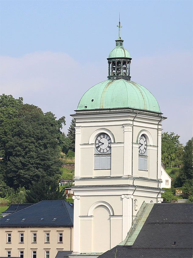 Johanniskirche in Lößnitz – größte klassizistische Kirche im Erzgebirge